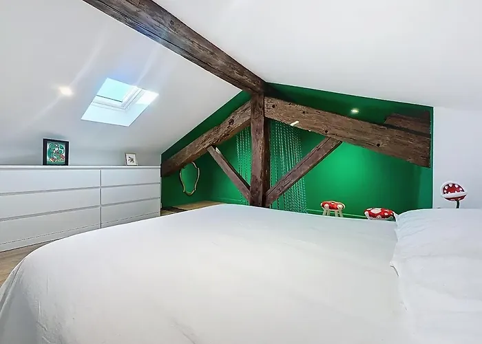 Toulouse-capitole - A Theme Mario