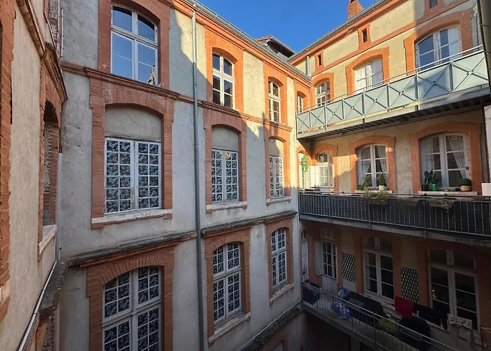 Toulouse-capitole - A Theme Mario